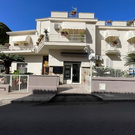 Il Delfino Holiday House Cefalu Exterior photo